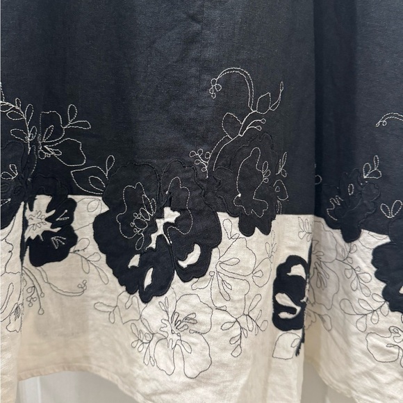 Ann Taylor Black and White Floral Midi Dress - Picture 2 of 5